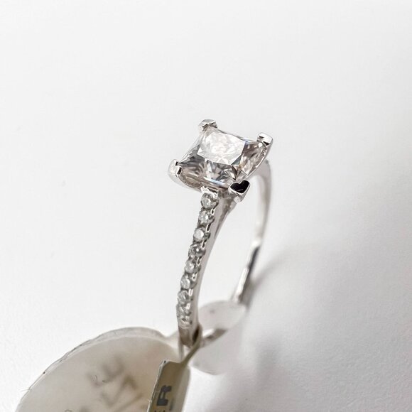 925 Sterling Sliver Moissanite Wedding/Engagement Ring, 1.0ctw VVS Stones Hip Ho - Picture 5 of 6